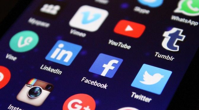 rise-in-people-shopping-on-social-media