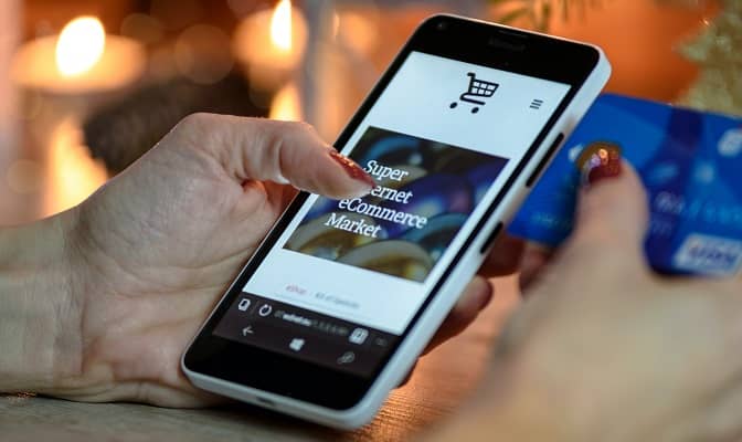The best strategy to build your ecommerce app to boost up revenue